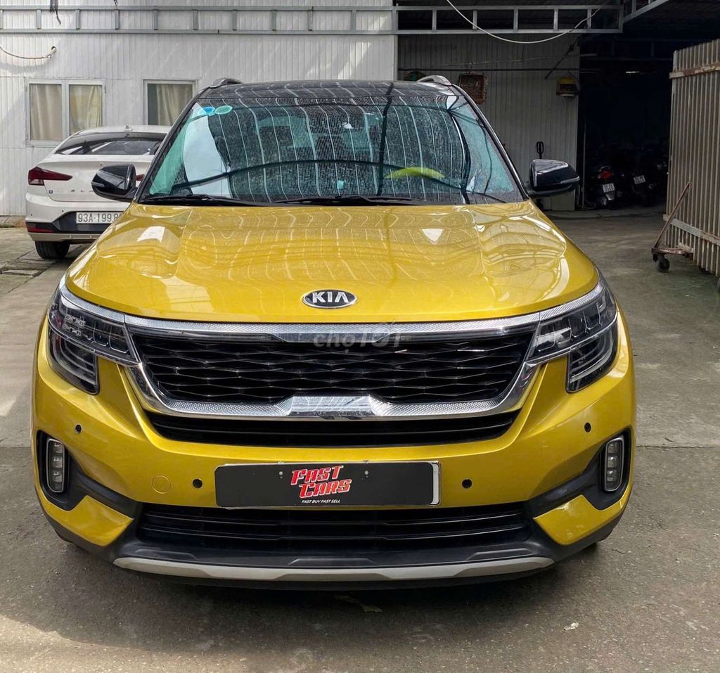 Kia Seltos 2020 Premium 1.4 Turbo,màu vàng,4v km. Mua bán Ô tô tại Quận Bình Tân Tp Hồ Chí Minh được đăng bởi Son Do hình 1