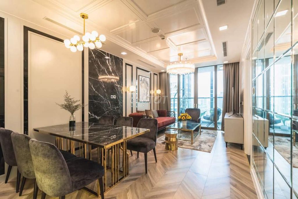 TÔI CẦN CHO THUÊ 2PN VINHOMES CENTRAL PARK NT CAO CẤP - LANDMARK 81