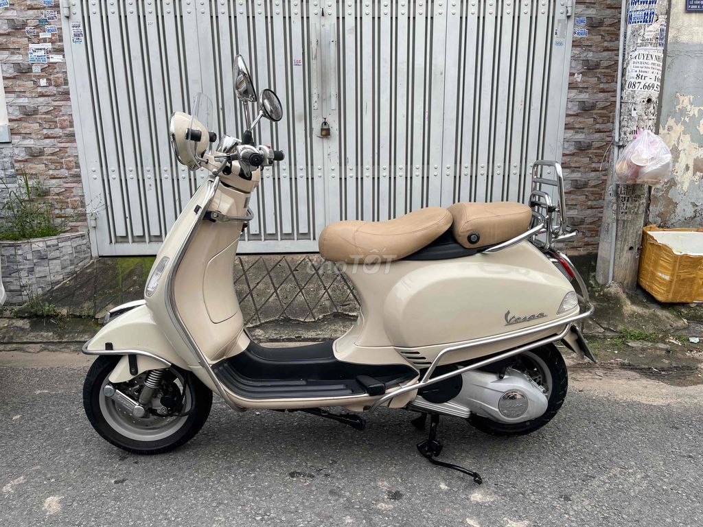 Vespa LXV 125 3Vie 2014 bstp 9chủ xe zin bao đẹp. Mua bán Xe máy tại Quận Bình Tân Tp Hồ Chí Minh được đăng bởi Huy hình 2