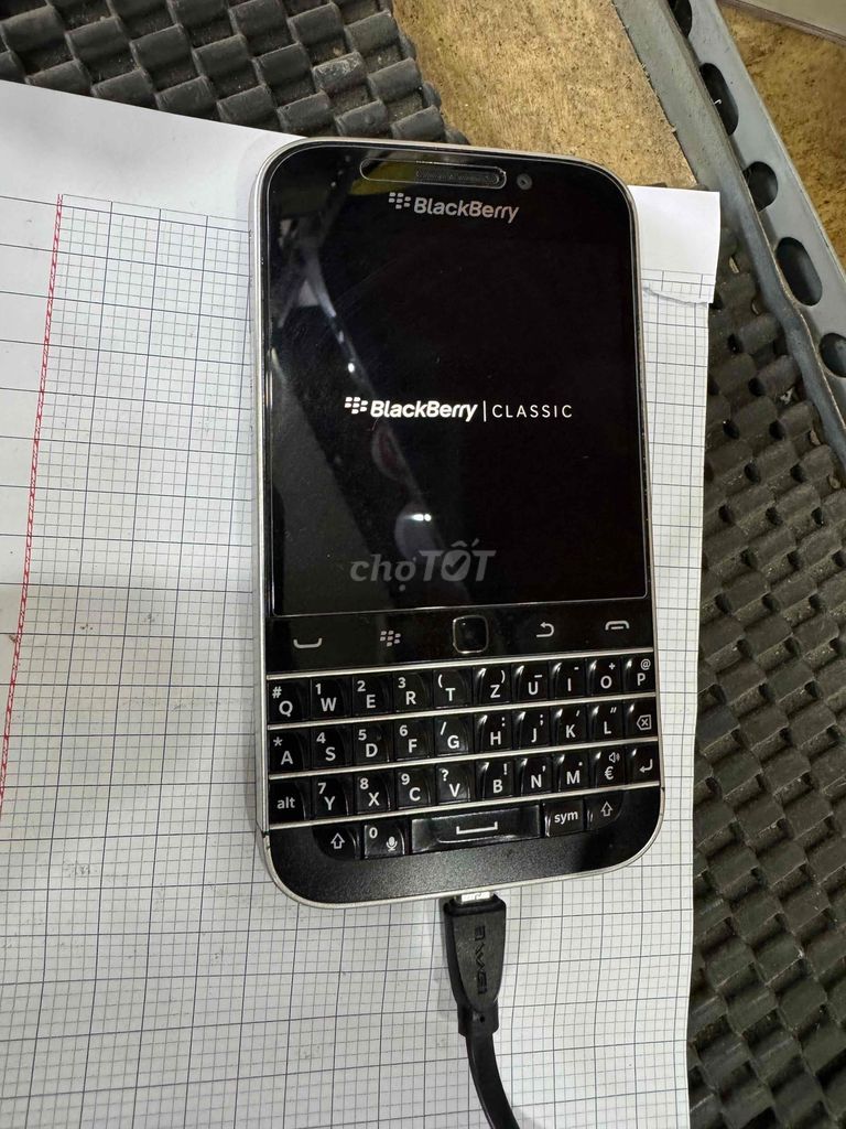 Blackberry Classic còn dùng tốt. Mua bán Điện thoại tại Quận Bình Tân Tp Hồ Chí Minh được đăng bởi Trí Nguyễn hình 2