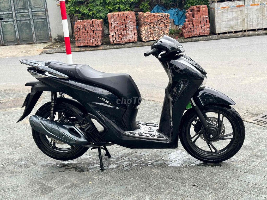 SH 125i CBS 2025 Siêu Lướt_ Bảo Hành 3 Năm✅✅✅. Mua bán Xe máy tại Huyện Gia Lâm Hà Nội được đăng bởi Xe Máy Phúc Hưng hình 3