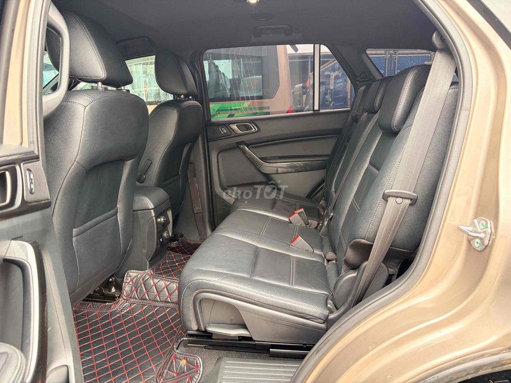 Ford Everest 2021 4x2 2.0 Titanium - 84000 km. Mua bán Ô tô tại Quận 3 Tp Hồ Chí Minh được đăng bởi Lâm Nhật hình 10