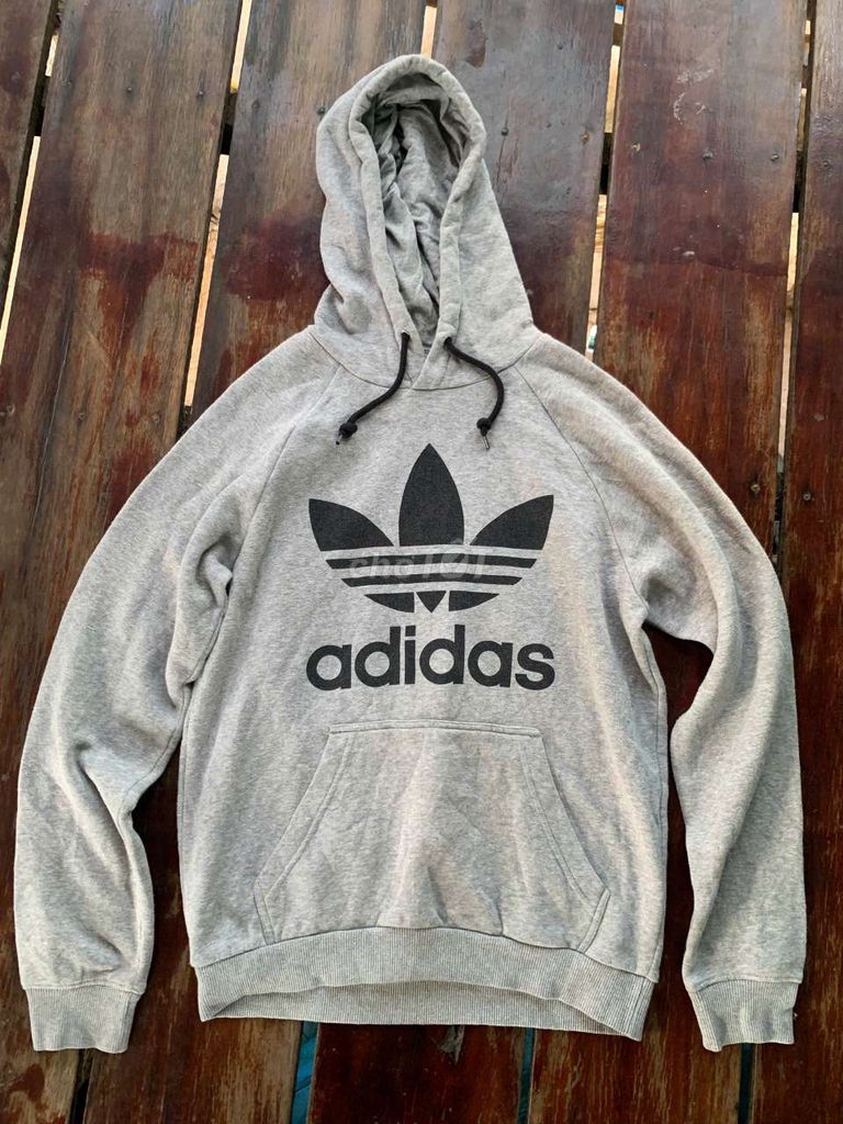 Áo khoác Adidas thun chính hãng Mỹ USA,
Size M. Mua bán Quần áo tại Quận 3 Tp Hồ Chí Minh được đăng bởi NL SI TUYỂN  SECOND SHOP hình 1