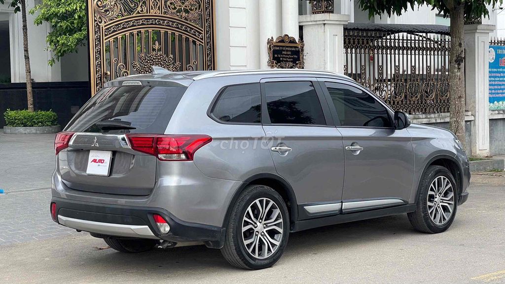Mitsubishi Outlander 7 chỗ. Mua bán Ô tô tại Thành phố Thái Nguyên Thái Nguyên được đăng bởi Hồng Phương Auto  Auto 597 hình 9