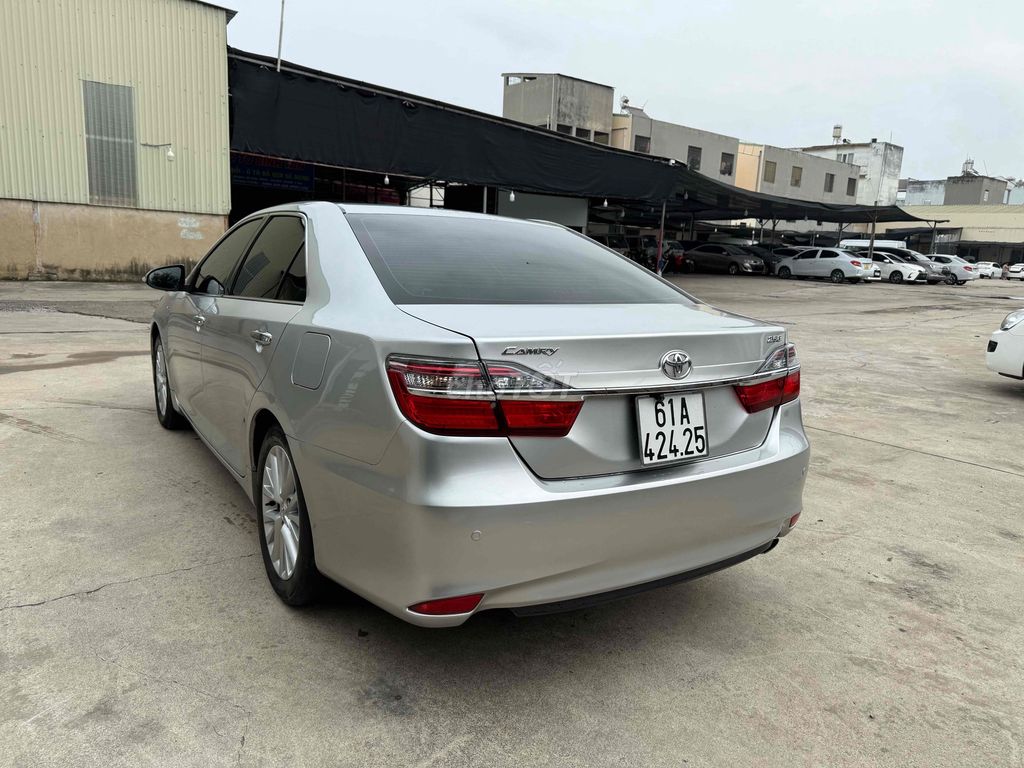 Toyota Camry 2015 2.5G - 92000 km. Mua bán Ô tô tại Quận Bình Tân Tp Hồ Chí Minh được đăng bởi Nguyễn Tấn Nghiêm hình 5