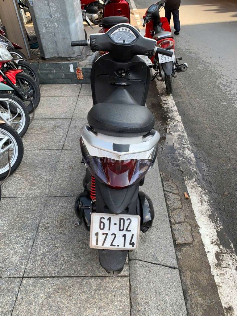Piaggio Liberty 2012 mới 90% biển số 61. Mua bán Xe máy tại Quận Tân Phú Tp Hồ Chí Minh được đăng bởi Tuanduy hình 5