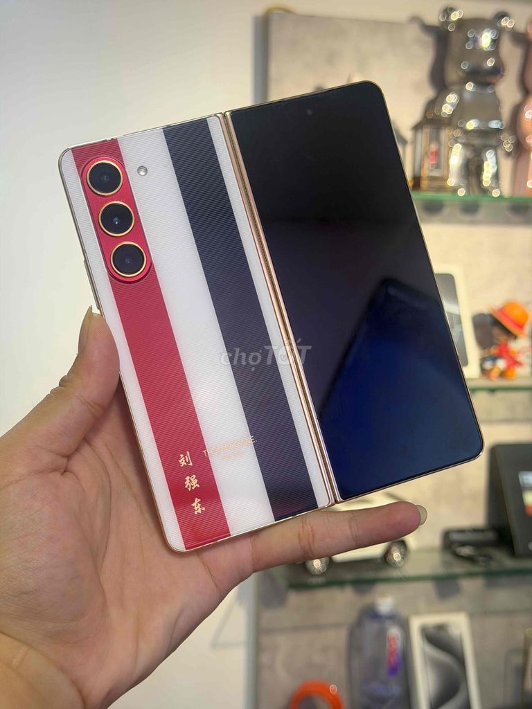 Samsung Zfold5 SSVN Thom Browne 256GB Đa sắc. Mua bán Điện thoại tại Quận 3 Tp Hồ Chí Minh được đăng bởi Anh Tuấnnn Mobile hình 1