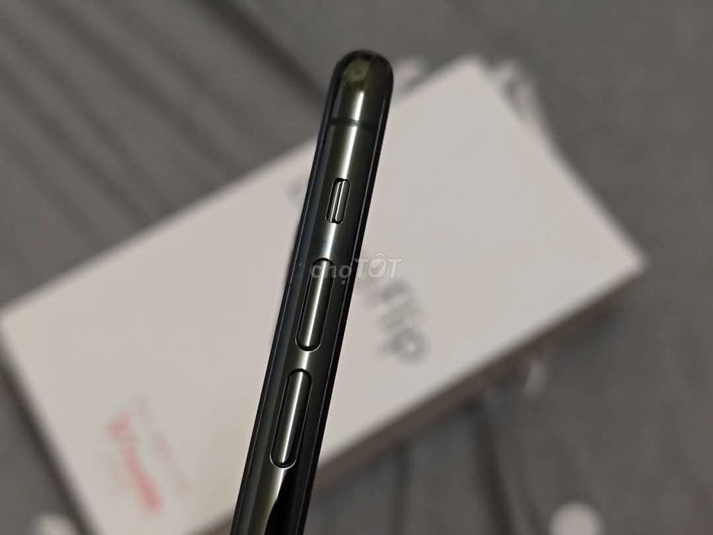 IPhone 11 Pro quốc tế dung lượng 256gb,pin còn 98%. Mua bán Điện thoại tại Quận Sơn Trà Đà Nẵng được đăng bởi nhat hình 5