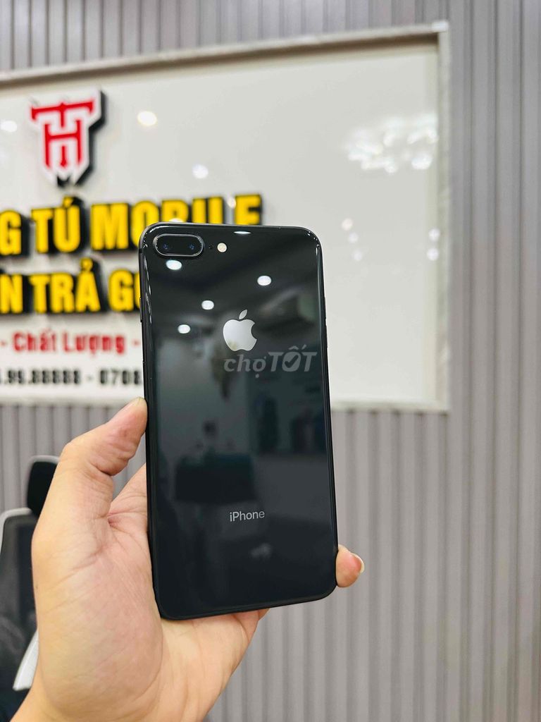 Apple iPhone 8 Plus 64GB Đen 99%. Mua bán Điện thoại tại Quận Liên Chiểu Đà Nẵng được đăng bởi Hoàng Tú Mobile hình 1