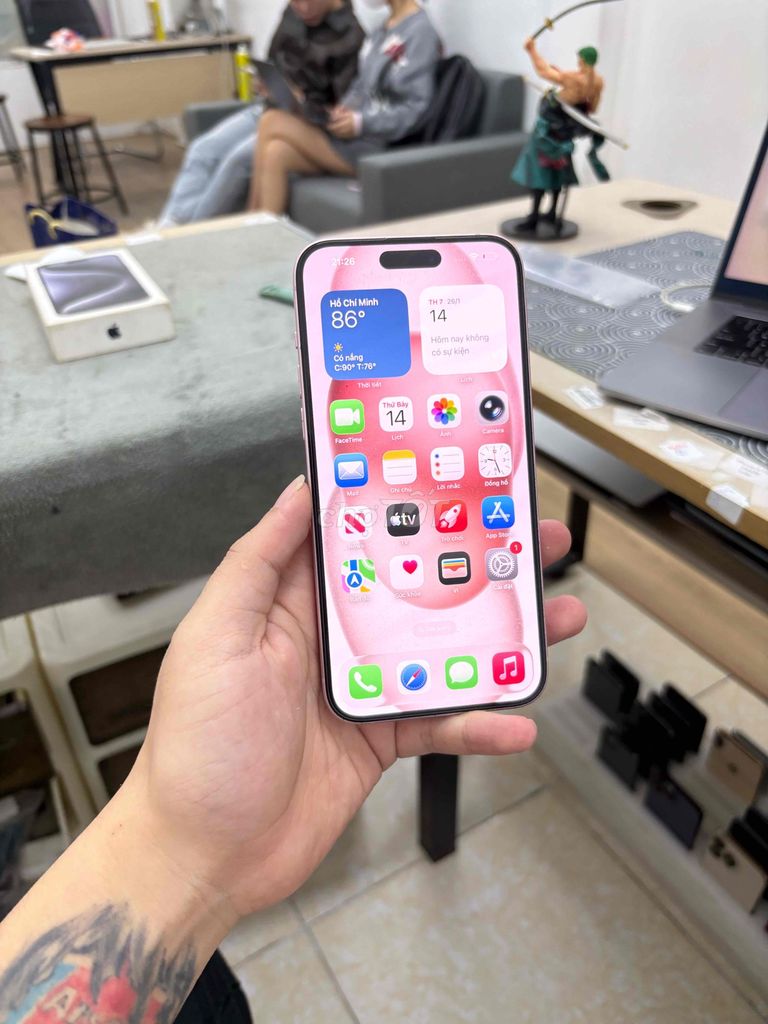 Apple iPhone 15 Plus 128GB Hồng VN/A Nguyên Zin. Mua bán Điện thoại tại Quận Cầu Giấy Hà Nội được đăng bởi Trung Kiên Trả Góp Bao Nợ Xấu hình 1
