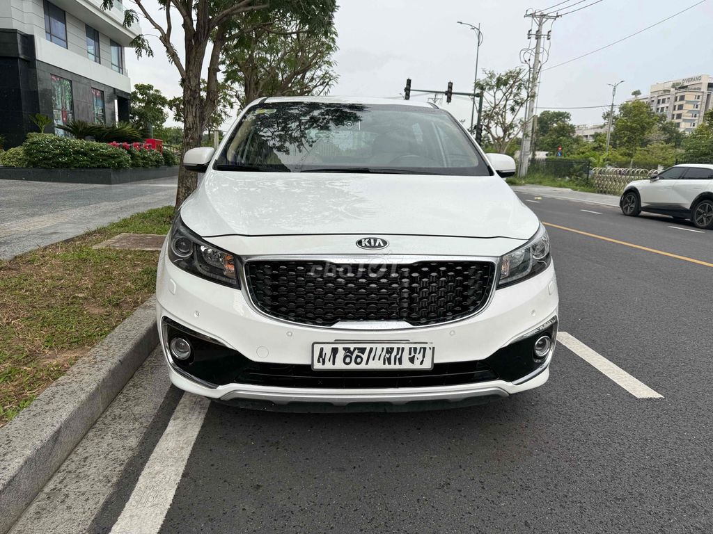 Kia Sedona 2018 2.2 DATH - Full option 100000 km. Mua bán Ô tô tại Quận Bình Thạnh Tp Hồ Chí Minh được đăng bởi Thao hình 2