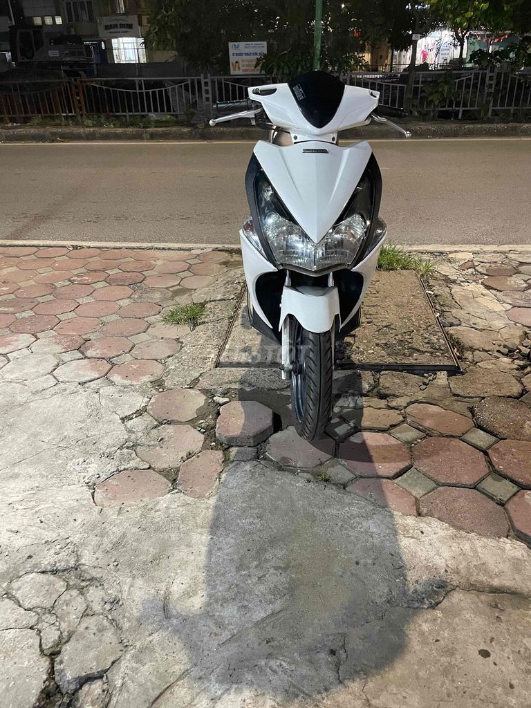 Honda Air Blade FI 2011 Белый