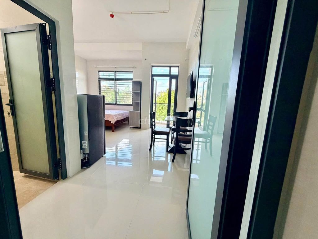 Furnished 2-bedroom apartment on Nguyễn Tư Giản — photo 1