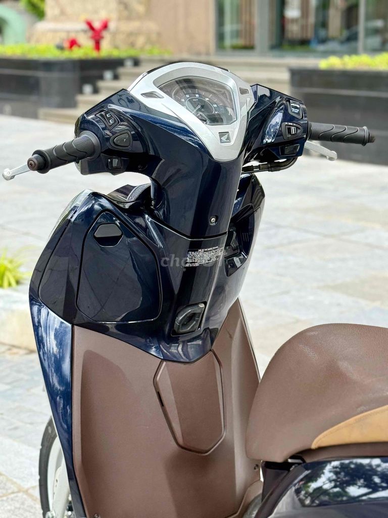 Lead Smartkey Xanh Tím Sang trọng Xe Zin nguyên. Mua bán Xe máy tại Quận Ba Đình Hà Nội được đăng bởi Xe Máy Nam Thi hình 3