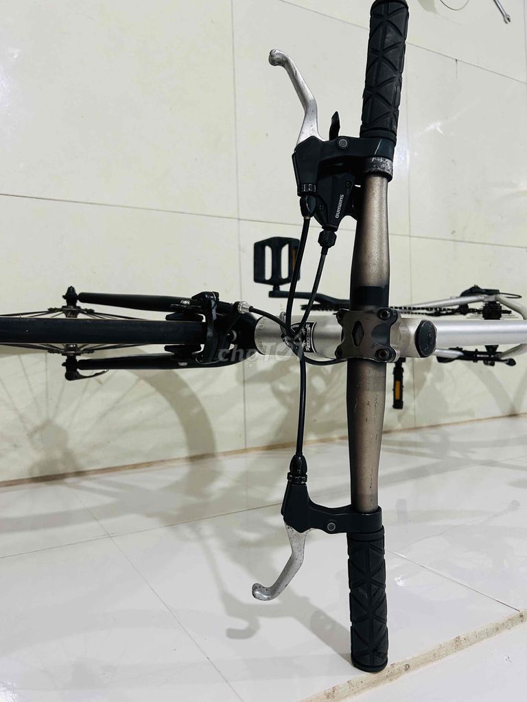 Touring 700c HÀNG BẢI NHẬT còn rất tốt. Mua bán Xe đạp tại Quận Bình Thuỷ Cần Thơ được đăng bởi Hien hình 5