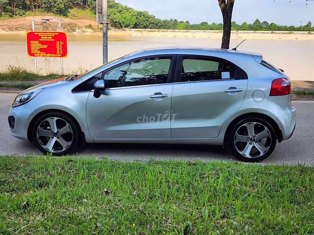 Kia Rio At nhập khẩu sx2012,đẹp xuất sắc. Mua bán Ô tô tại Huyện Sóc Sơn Hà Nội được đăng bởi Thế Auto  hình 1
