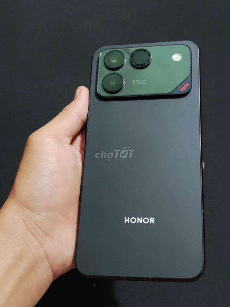 Honor WIN RT Đen 10000 mAh 8ELIT 100W. Mua bán Điện thoại tại Huyện Vĩnh Thuận Kiên Giang được đăng bởi caocao hình 1
