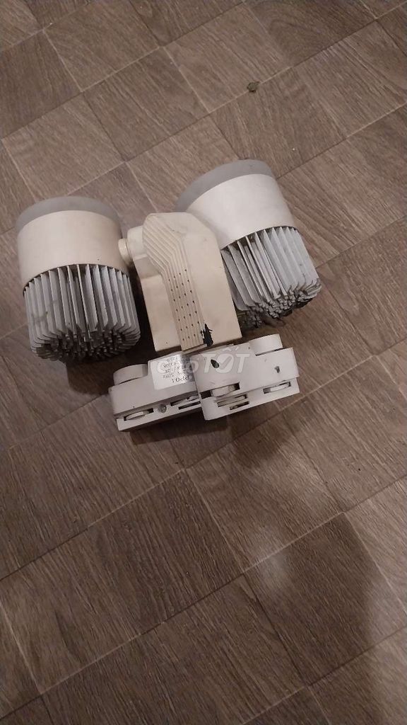 Đèn LED 12W 4000K Trắng 220V. Mua bán Đèn tại Quận Hai Bà Trưng Hà Nội được đăng bởi Đỗ minh Nguyệt hình 1