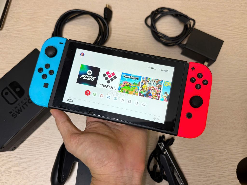 Nintendo Switch V1 128GB Xanh Đỏ HẮC ÁM FULL PK. Mua bán Thiết bị chơi game tại Quận Đống Đa Hà Nội được đăng bởi NHẬT LỆ CAMERA hình 1