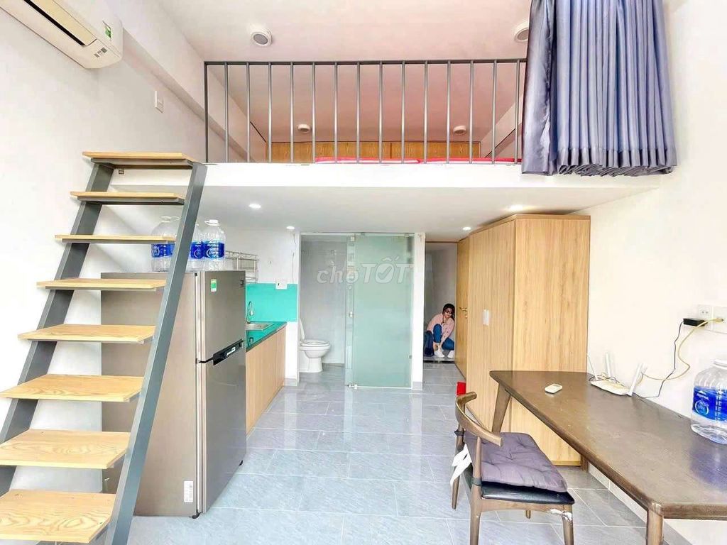 Duplex full nội thất Ngay lê quang định