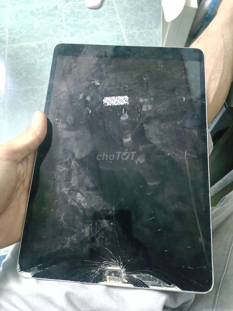 Apple iPad Pro 1st Gen 512GB Space Gray. Mua bán Máy tính bảng tại Quận Gò Vấp Tp Hồ Chí Minh được đăng bởi nguyen nguyen hình 1