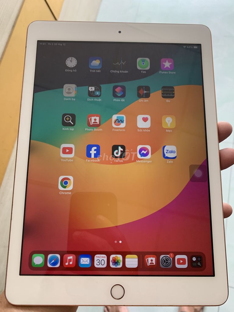 iPad Gen6(2018) Gold 128Gb/Wifi quốc tế ko icloud.