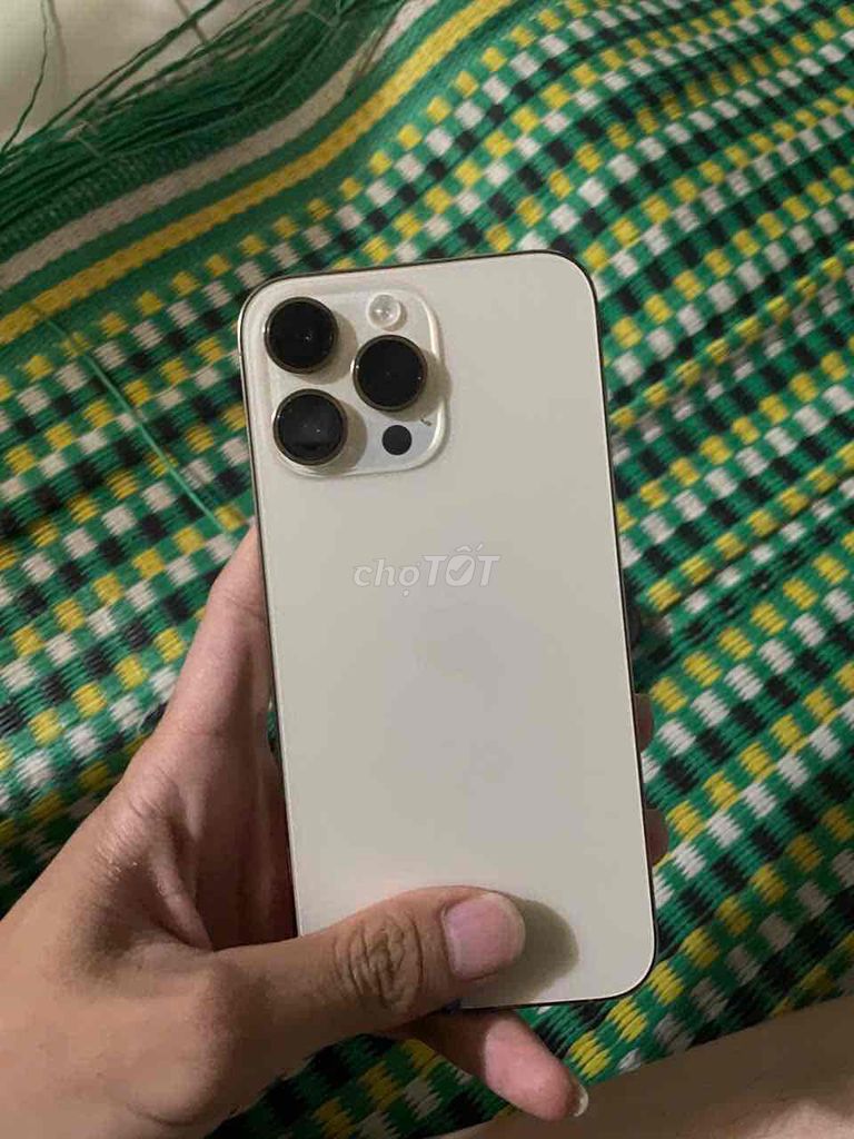 Apple iPhone 14 Pro Max 256GB Vàng LLA. Mua bán Điện thoại tại Quận 12 Tp Hồ Chí Minh được đăng bởi Minh Công hình 1