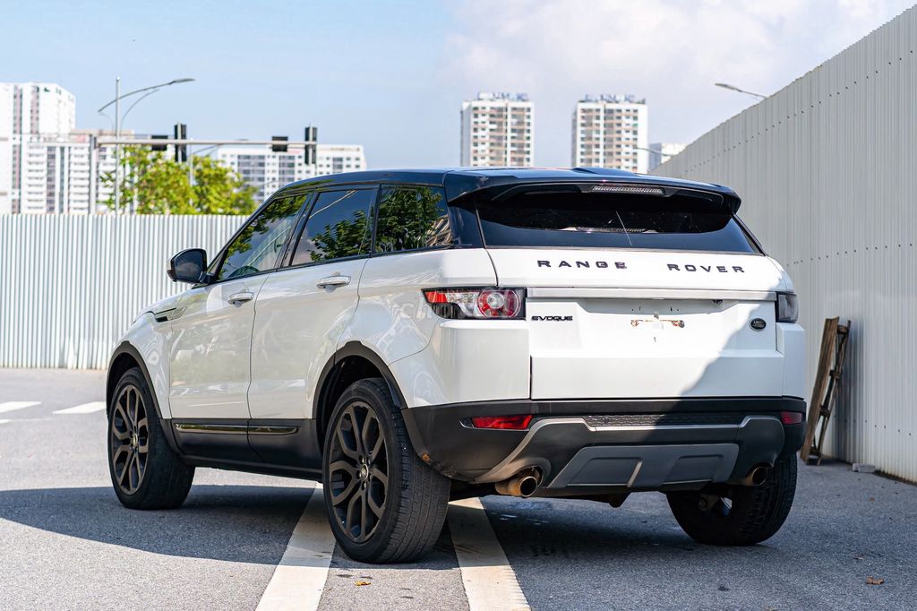 Range Rover Evoque  Sản xuất 2014. Mua bán Ô tô tại Quận Cầu Giấy Hà Nội được đăng bởi Quân Q Auto hình 3