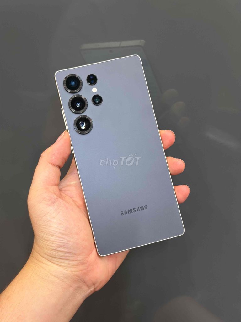 Samsung S25 Ultra 5G 12/256GB Đen Bh 11/2026 TGDĐ. Mua bán Điện thoại tại Quận Ninh Kiều Cần Thơ được đăng bởi Quý Mobile Cần thơ hình 1