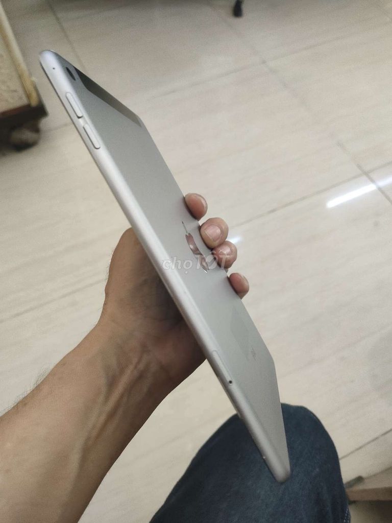 Apple iPad mini 4 64GB Bạc Đã sử dụng. Mua bán Máy tính bảng tại Quận 7 Tp Hồ Chí Minh được đăng bởi thanhnguyen anh hình 1