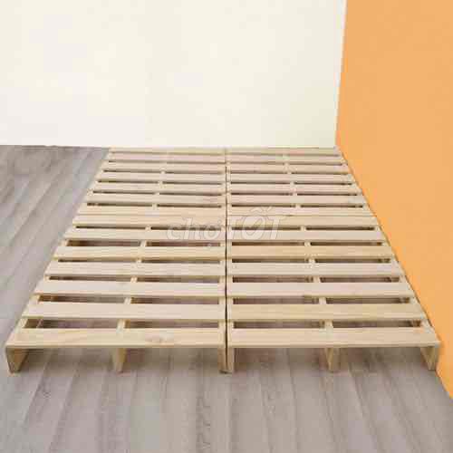 Pallet giường Gỗ 1m6x2m còn mới. Mua bán Giường, chăn ga gối nệm tại Quận Đống Đa Hà Nội được đăng bởi Vân Anh hình 1