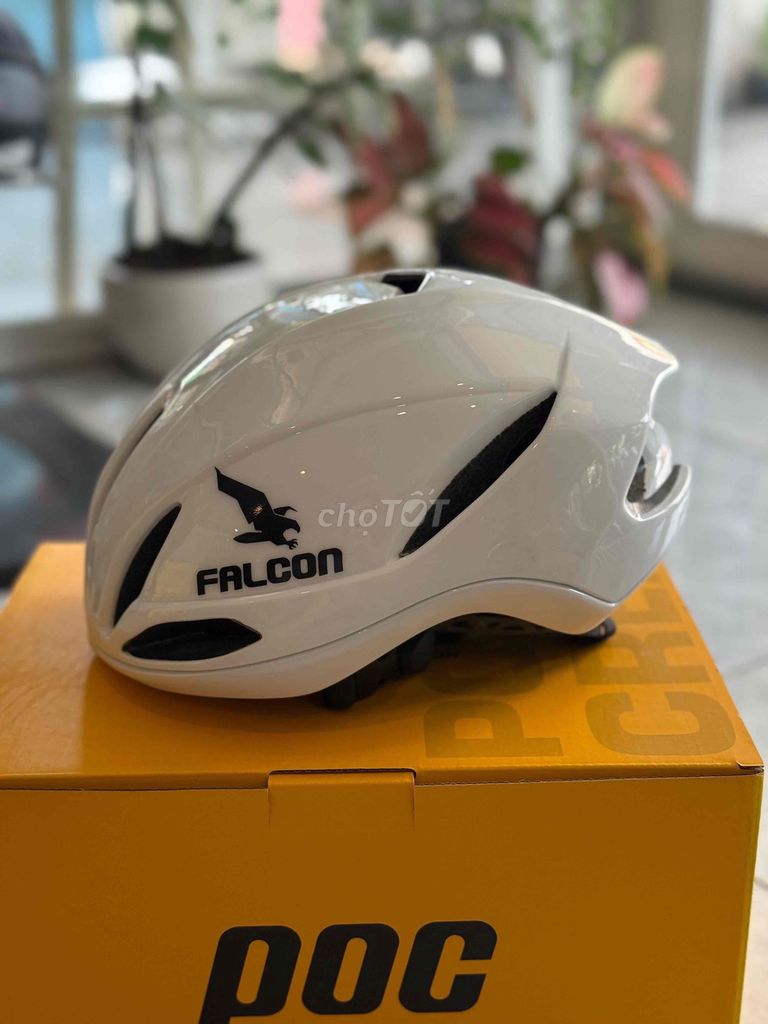 Nón thể thao Poc Falcon 01 Trắng Đen Mới. Mua bán Phụ kiện thời trang khác tại Thành phố Long Xuyên An Giang được đăng bởi Kim Ba Trần hình 1