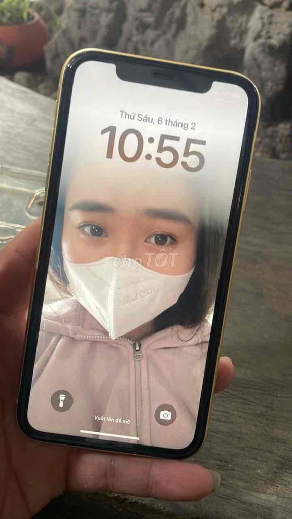 Apple iPhone 11 64GB Vàng. Mua bán Điện thoại tại Thành phố Thuận An Bình Dương được đăng bởi Anh Dũng hình 1