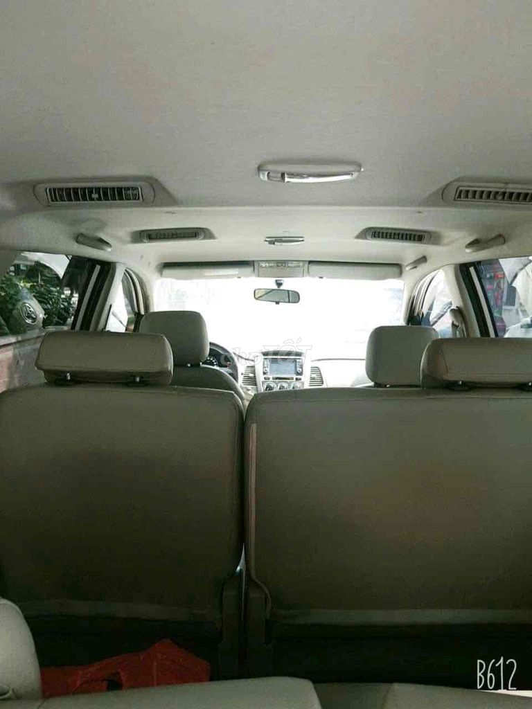 chính chủ bán Toyota Innova 2018 2.0E xe đẹp căng. Mua bán Ô tô tại Quận Cầu Giấy Hà Nội được đăng bởi Nguyên Quynh Trang hình 8