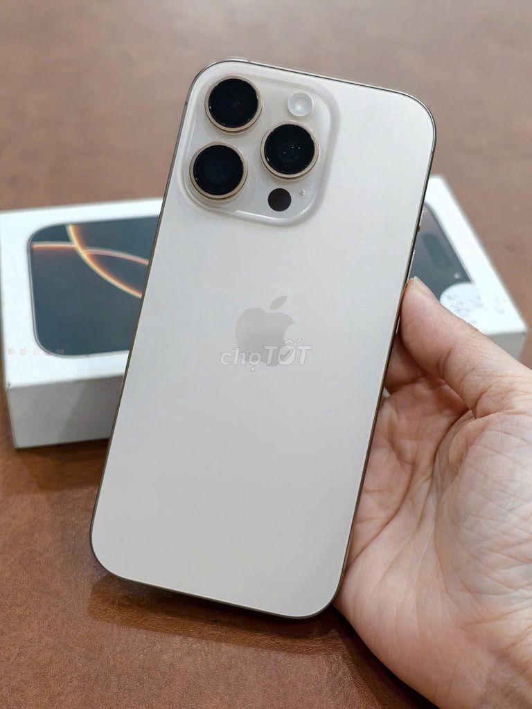 Apple iPhone 16 ProMax 256GB Vàng Sa Mạc. Mua bán Điện thoại tại Quận Ngũ Hành Sơn Đà Nẵng được đăng bởi Khoa hình 1
