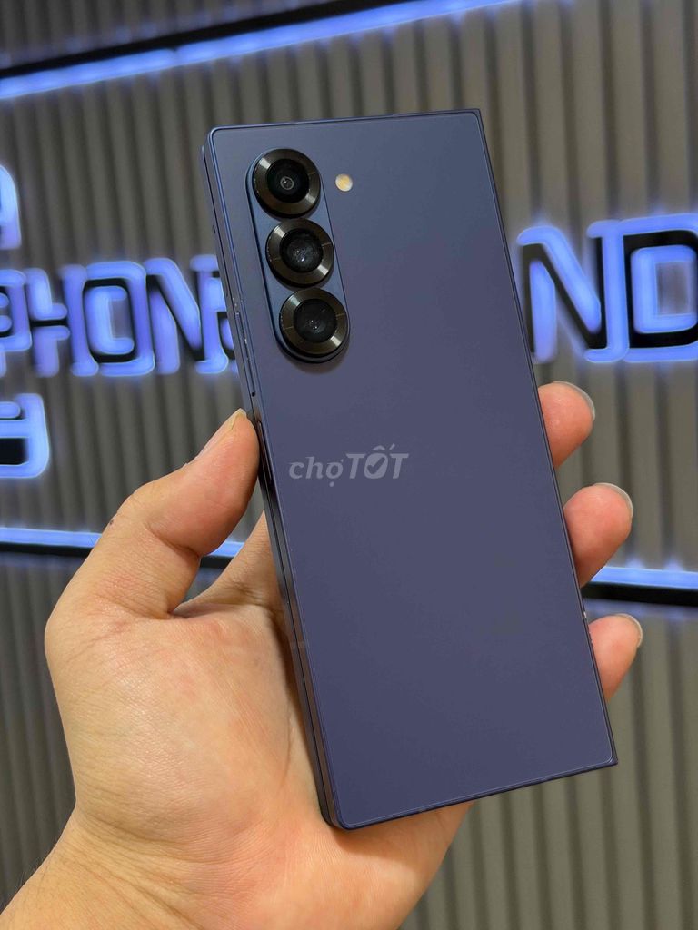 Samsung Galaxy Z Fold6 Tím Đã sử dụng. Mua bán Điện thoại tại Quận 3 Tp Hồ Chí Minh được đăng bởi Phone2Hand hình 1