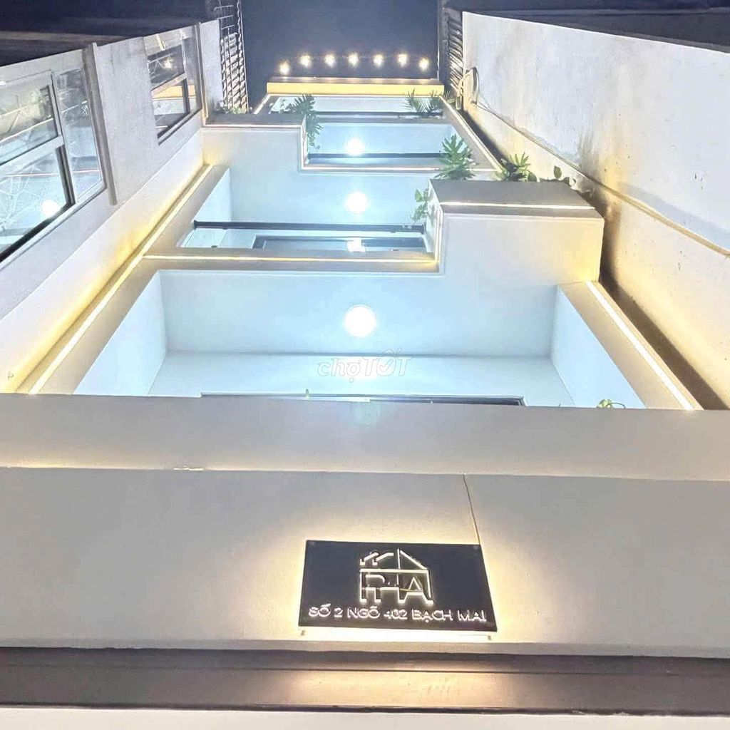 Nhà 45m x 6 tầng Bạch Mai, 12.x tỷ, 20m ra phố