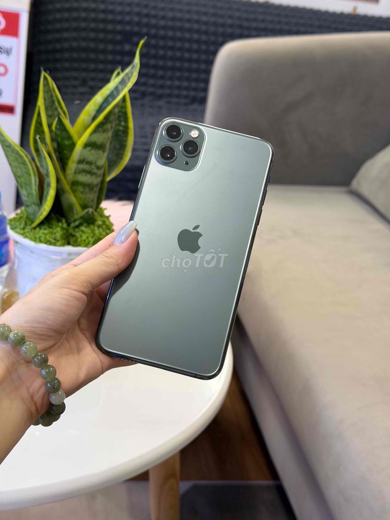 Apple iPhone 11 Pro Max Green 64GB Quốc Tế Mỹ 99%. Mua bán Điện thoại tại Quận 8 Tp Hồ Chí Minh được đăng bởi TRƯỜNG MOBILE  hình 1