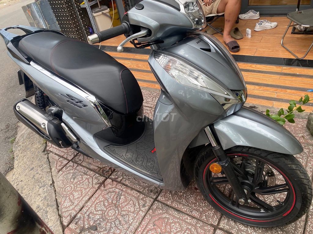 Honda SH 300i 2017 Xám Đã sử dụng. Mua bán Xe máy tại Huyện Bình Chánh Tp Hồ Chí Minh được đăng bởi Tài MC hình 3