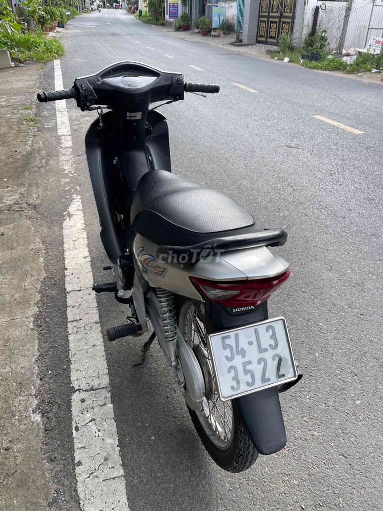 Honda Wave Alpha 2006 Tem xương cá Bạc biển 54. Mua bán Xe máy tại Quận Cái Răng Cần Thơ được đăng bởi Cầm Đồ Minh Tấn hình 2