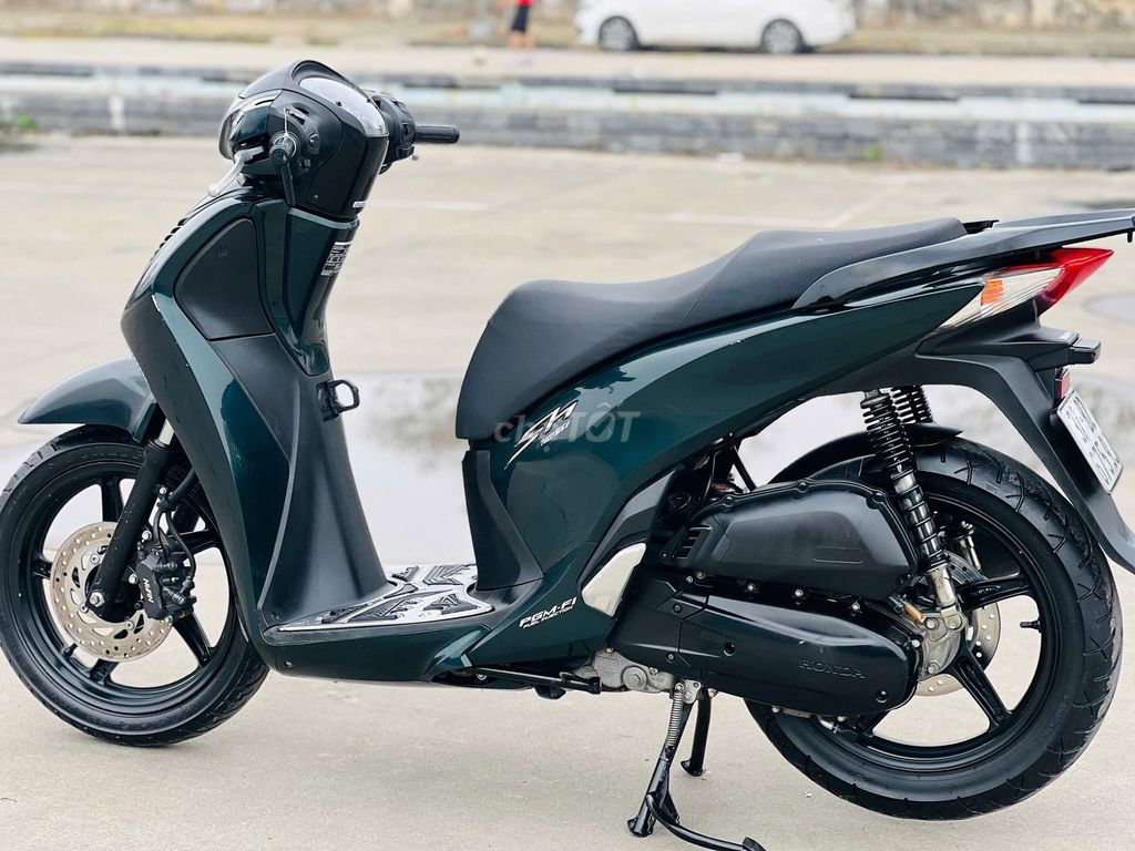 Двигатель Honda SH Green Moss 150i, весь автомобиль, 1 владелец перейти