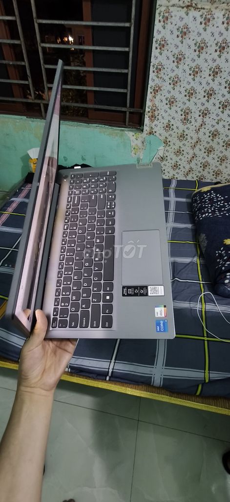 Lenovo IdeaPad 5 i5 16GB/512GB. Mua bán Laptop tại Huyện Quế Võ Bắc Ninh được đăng bởi Anh văn hình 1