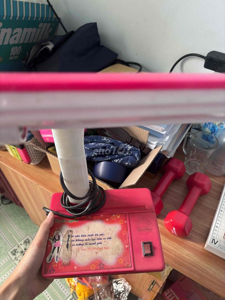 Đèn bàn Rạng Đông Hồng. Mua bán Đèn tại Thành phố Thủ Đức Tp Hồ Chí Minh được đăng bởi Hướng Dương hình 1