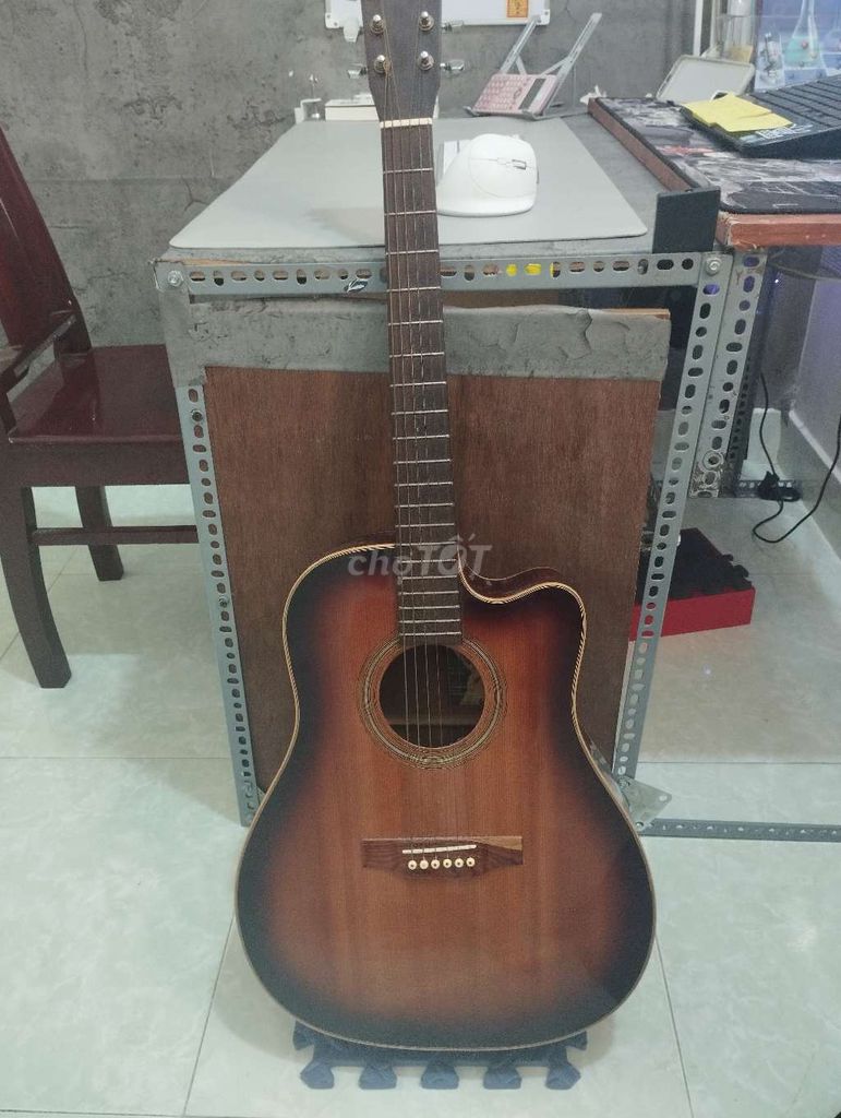 Đàn guitar acoustic Yamaha Nâu. Mua bán Nhạc cụ tại Thành phố Nha Trang Khánh Hòa được đăng bởi hoàng trọng minh hình 1
