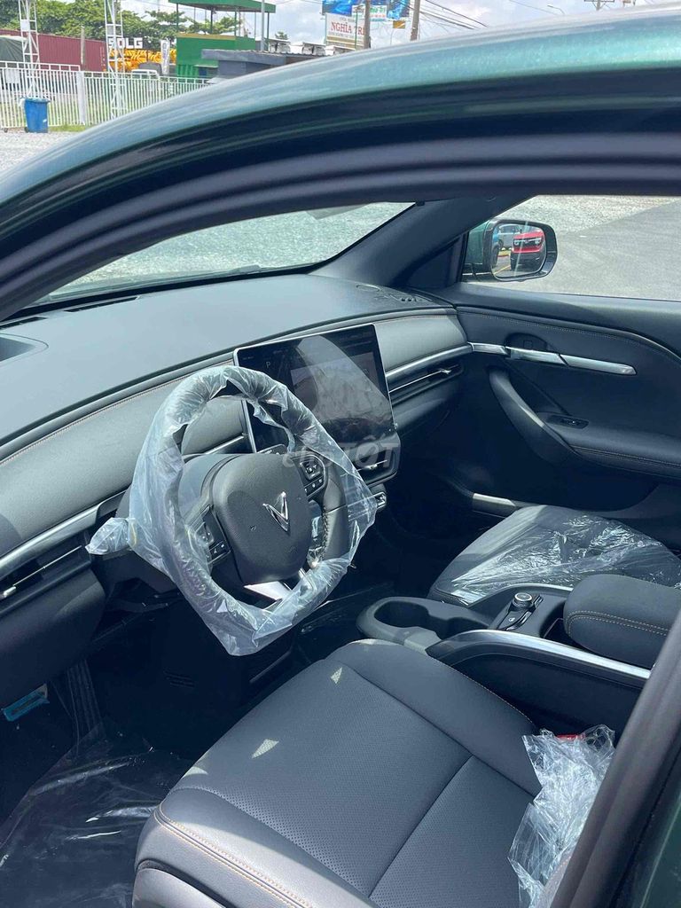 VinFast VF6 Eco - Hổ trợ vay 90% 82 triệu nhận xe. Mua bán Ô tô tại Thành phố Thủ Đức Tp Hồ Chí Minh được đăng bởi Võ Long Vinfast Thủ Thiêm SG hình 8