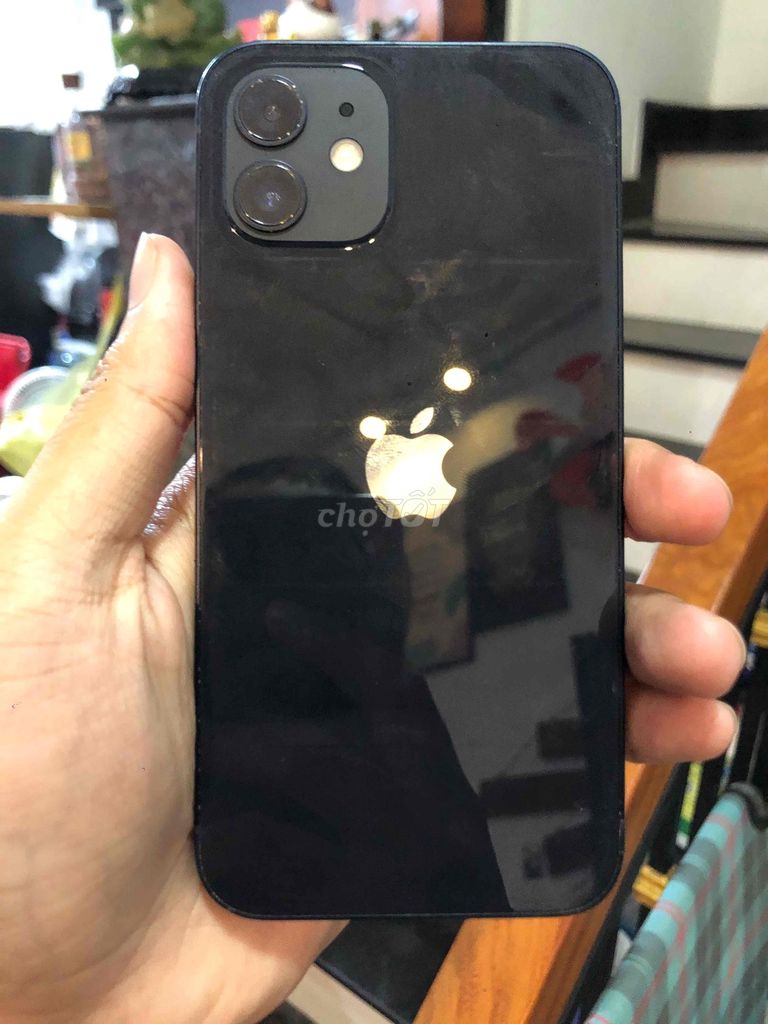 Apple iPhone 12 64GB Đen. Mua bán Điện thoại tại Quận Tân Phú Tp Hồ Chí Minh được đăng bởi Tony Chung Q10 Q11 hình 1
