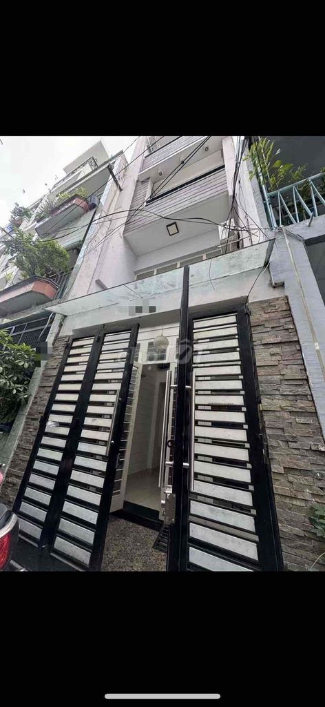 Аренда · 3 комн. · 30 м² · Quận 1, ул. Đường Nguyễn Cảnh Chân