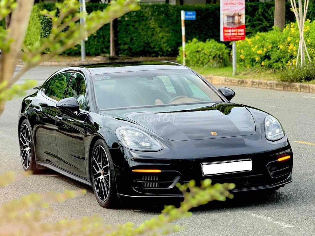 Porsche Panamera 4 Executive từng 8tỷ nay 5,690 ti. Mua bán Ô tô tại Quận 1 Tp Hồ Chí Minh được đăng bởi Lưu Thế Hoàng hình 11