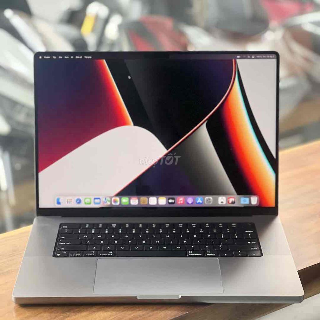 Macbook Pro 16" M1 Pro 32/512GB Gray 99%