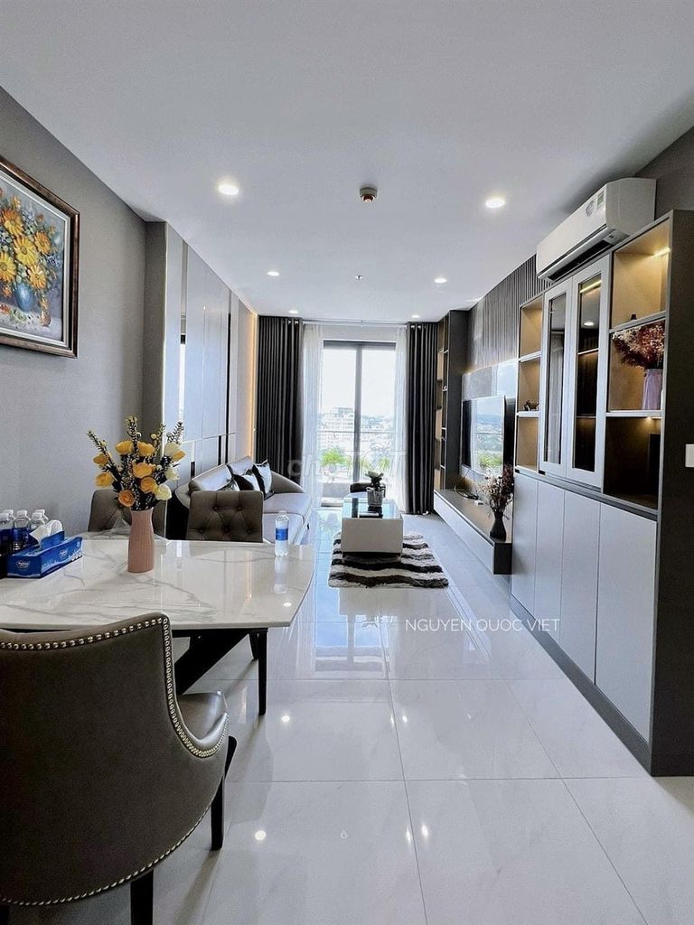 Cho thuê SkyView 80m2 2PN 2WC Full nội thất cao cấp | House for rent